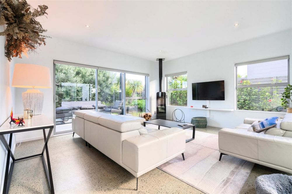 22 Mangatawhiri Road, Omaha